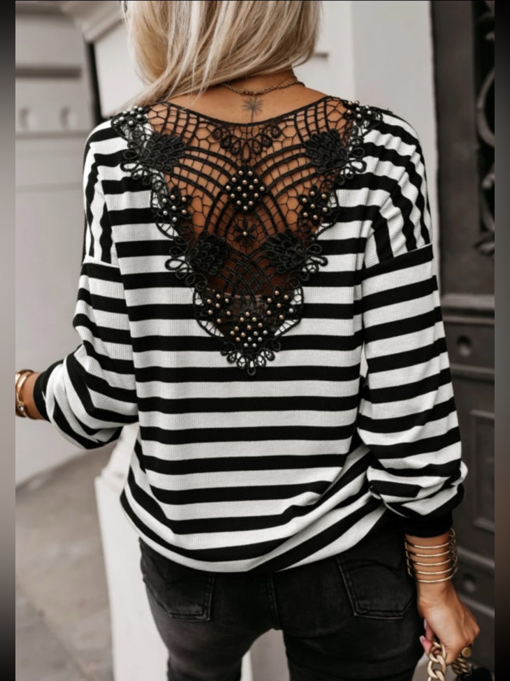 1282. Striped crochet hollow out back button detail v-neck top